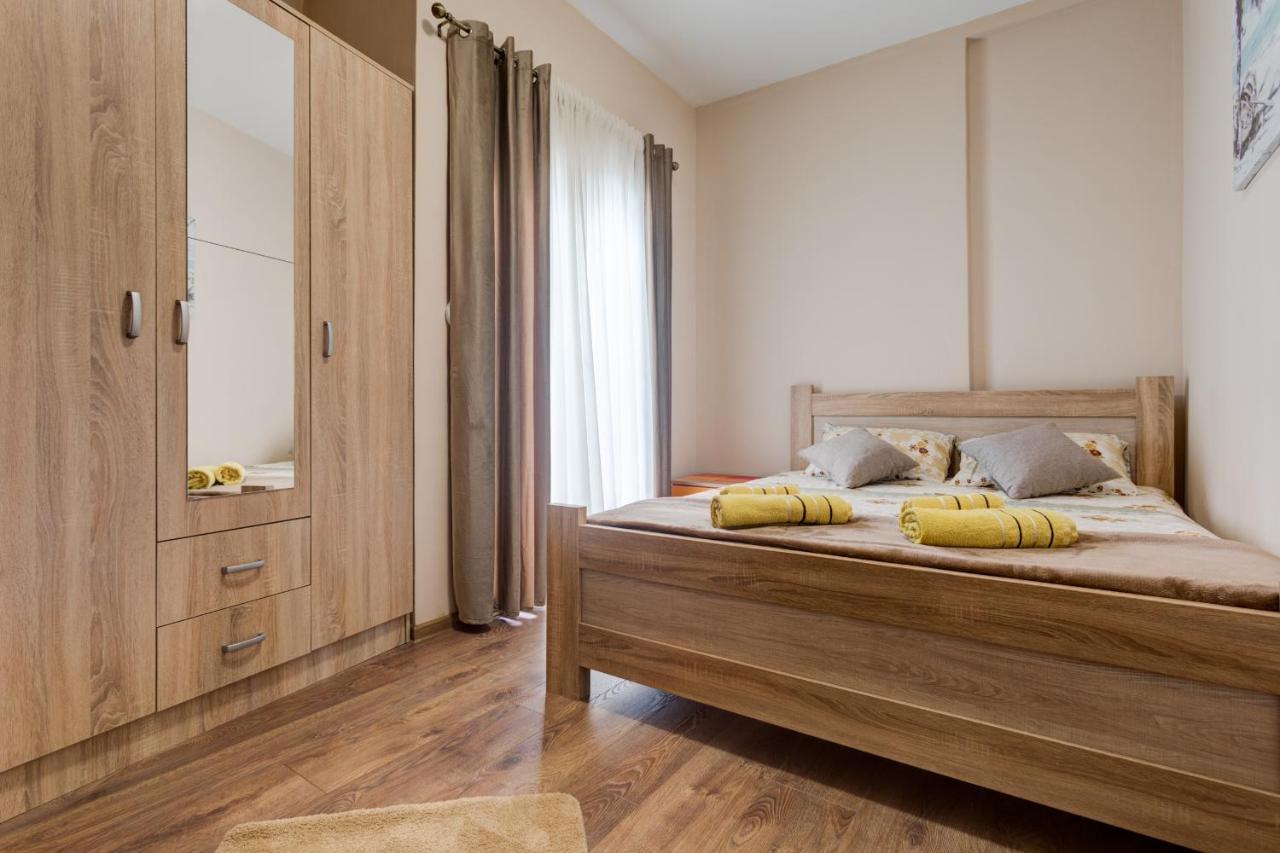 Dom B Apartments Budva Buitenkant foto