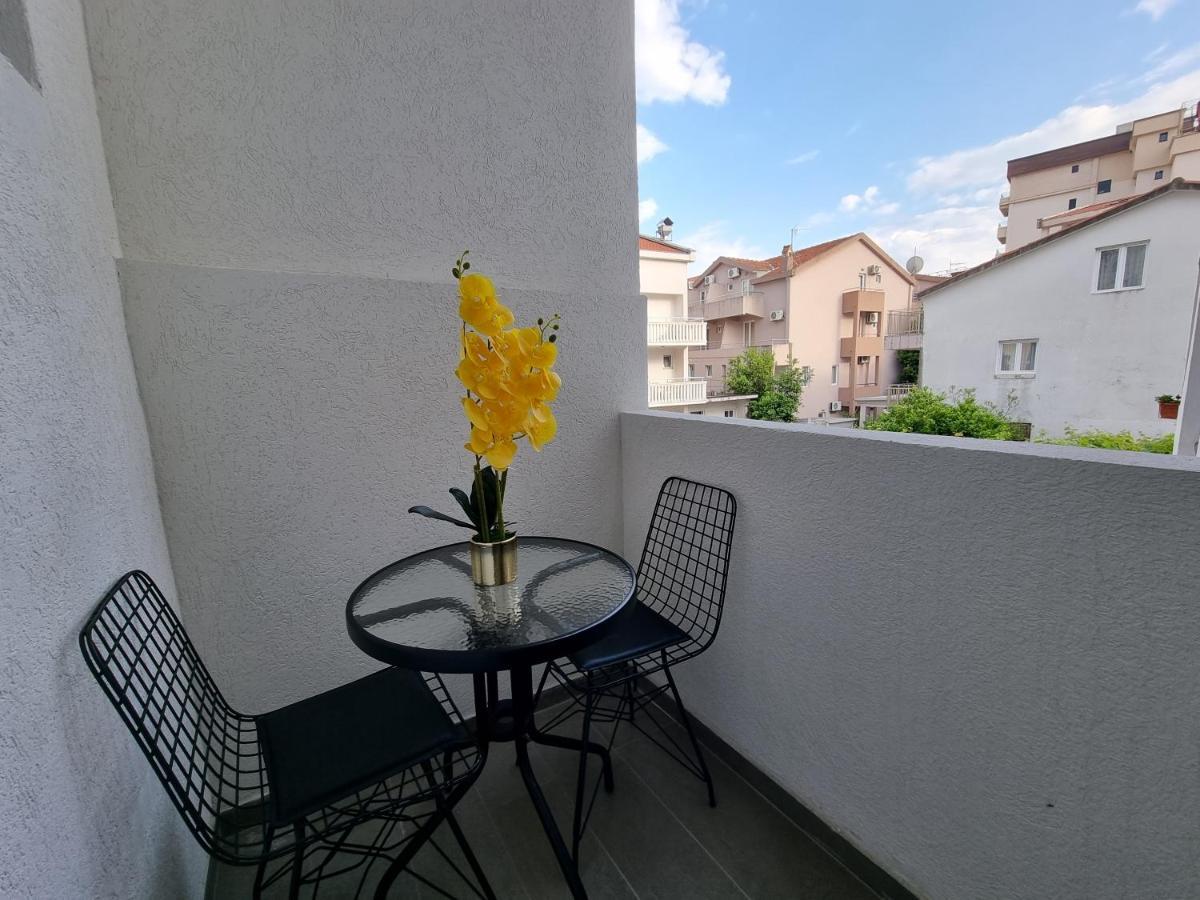 Dom B Apartments Budva Buitenkant foto