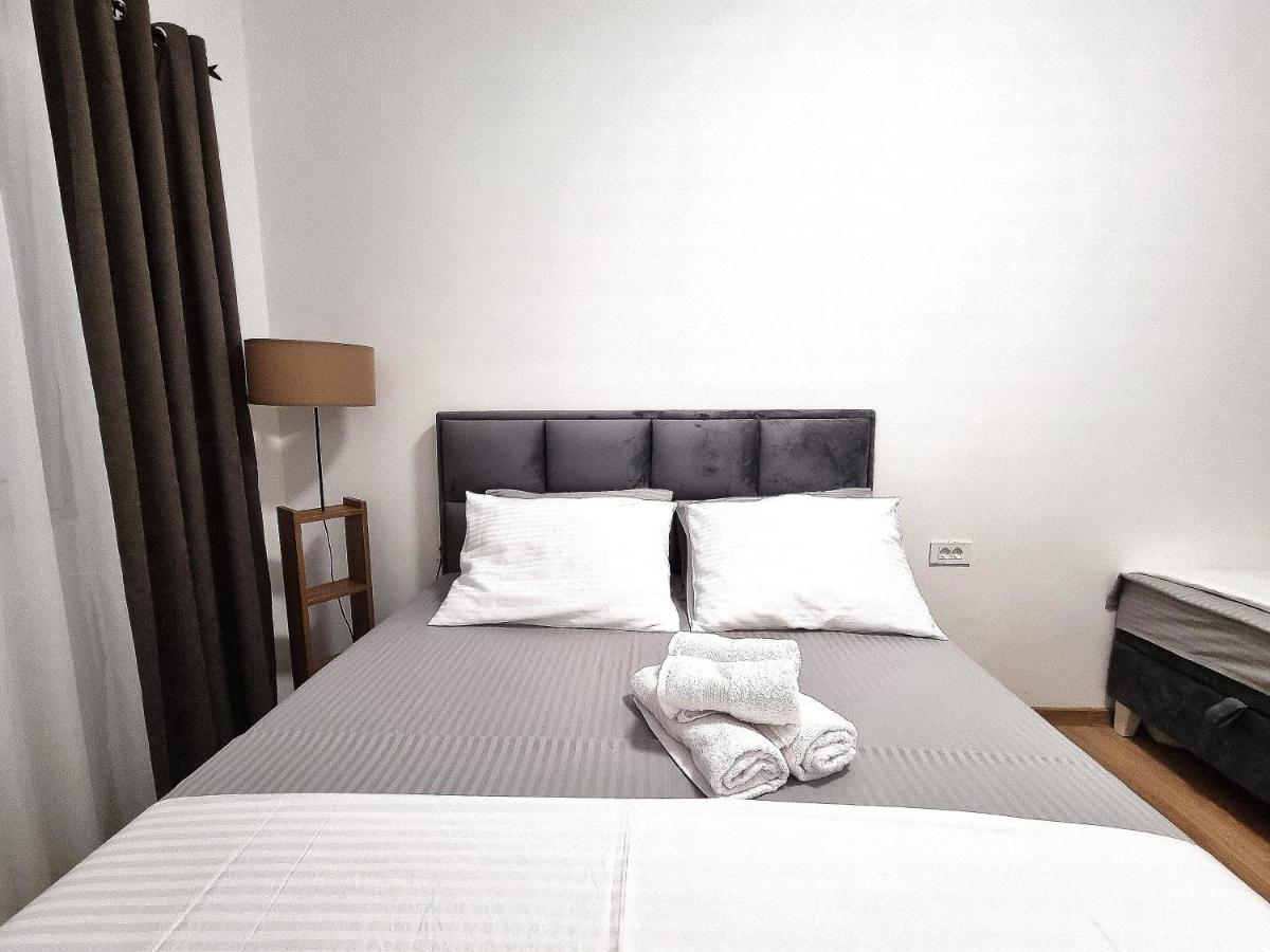 Dom B Apartments Budva Buitenkant foto